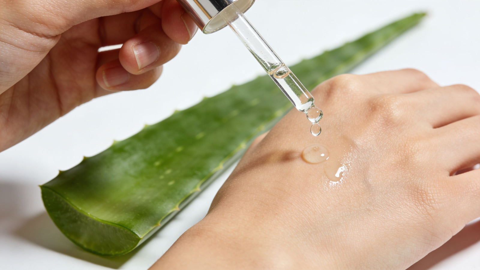 Hydrating Serum for Combination Skin: Top 2026 Picks