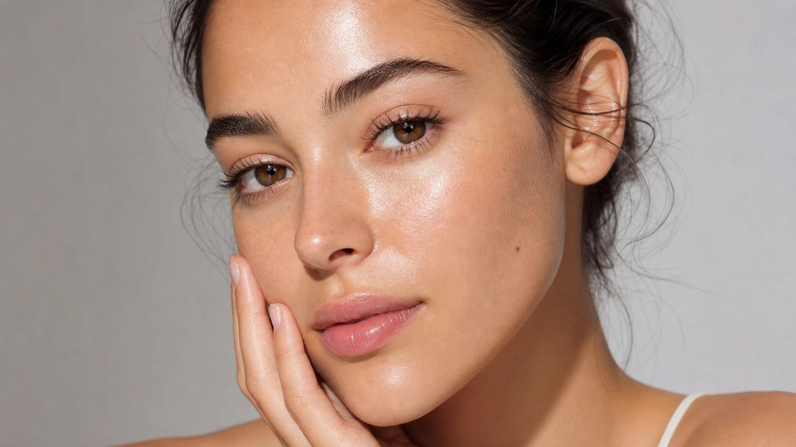 The Miracle of Aloe: Science, Skincare, and Freshness