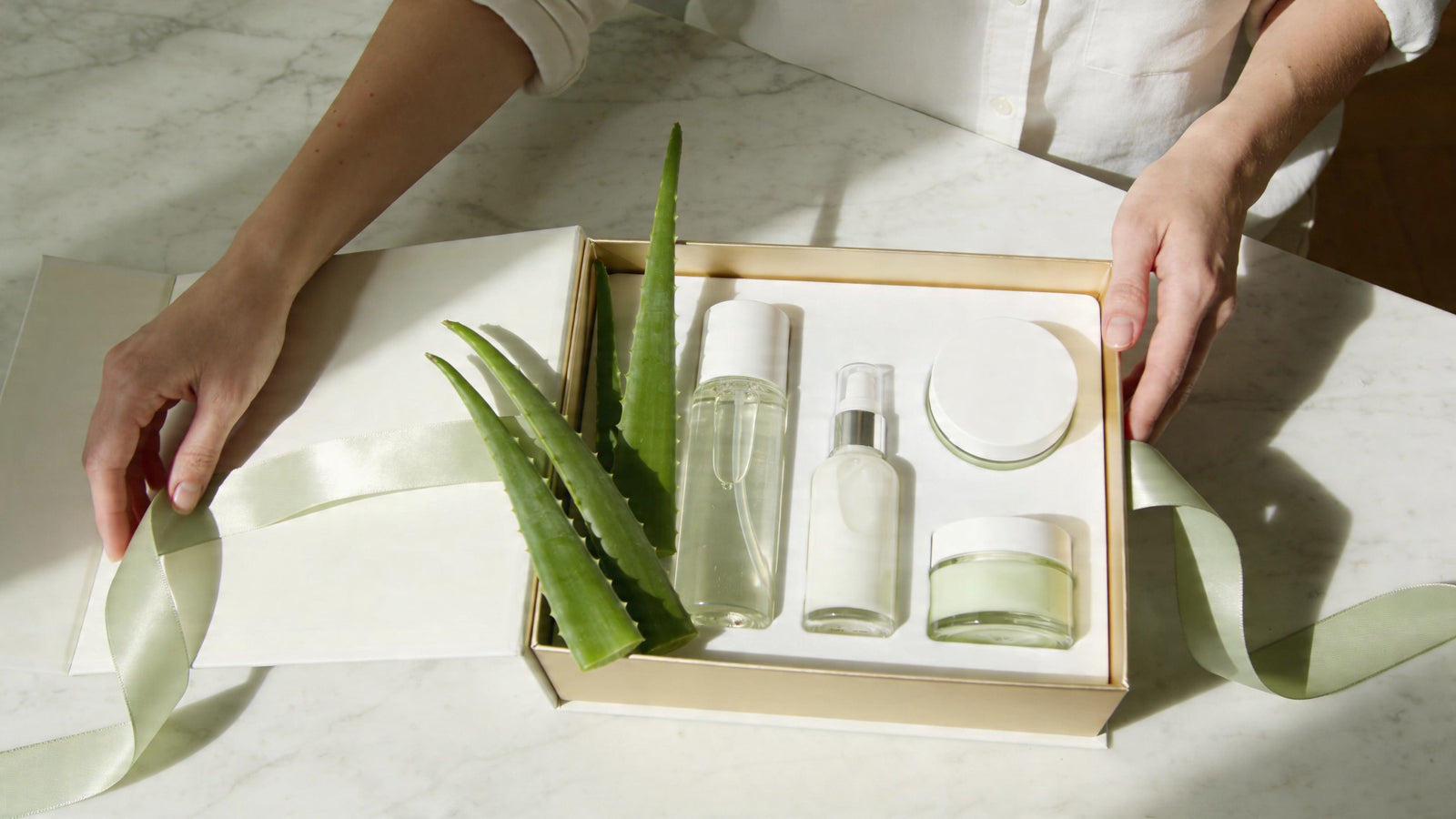 Skincare Gift Sets for Her: A Complete Buyer's Guide